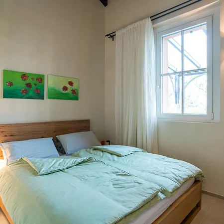 アパート Guesthost - Two-room In With Pool! コモ