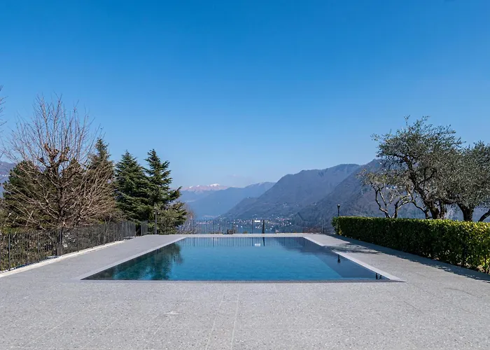 Guesthost - Two-room In With Pool! Appartement *